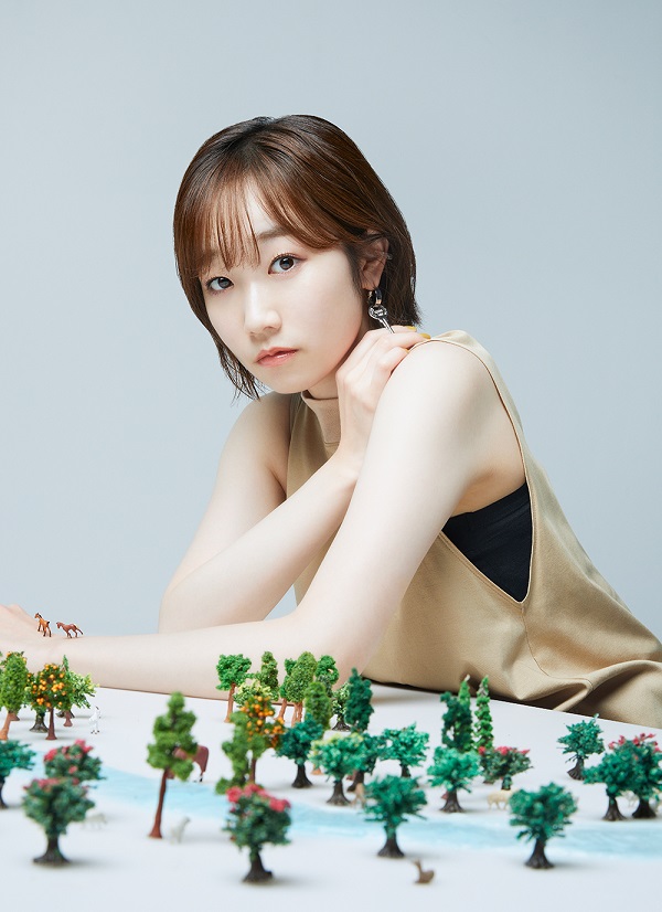 AzusaTadokoroArtistPhotos